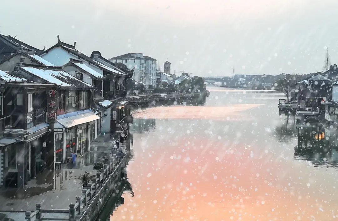 描写冬雪的诗句古诗（关于冬天雪景的诗词） 第1张