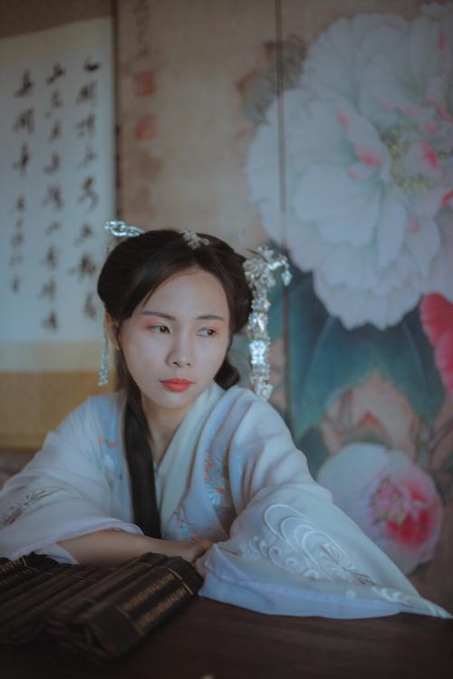 鹧鸪天代人赋辛弃疾翻译及赏析（辛弃疾代人赋鹧鸪天全文分享） 第11张