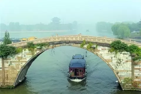 关于苏州的诗句大全（赞美苏州的诗词） 第17张