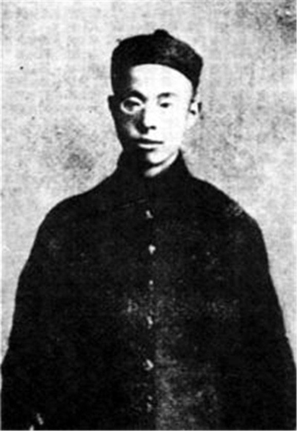 关于战争的诗句古诗大全（描写战场的诗词） 第5张
