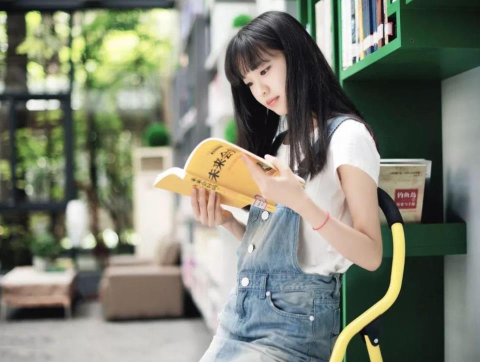 读书的好处优美句子（激励读书的正能量句子） 第7张