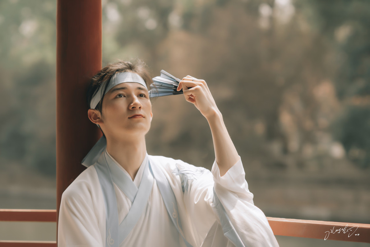 二月二日白居易古诗注释（二月二日古诗白居易译文） 第1张