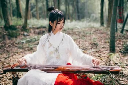 表达相思的诗句有哪些（相思入骨的经典诗句） 第21张