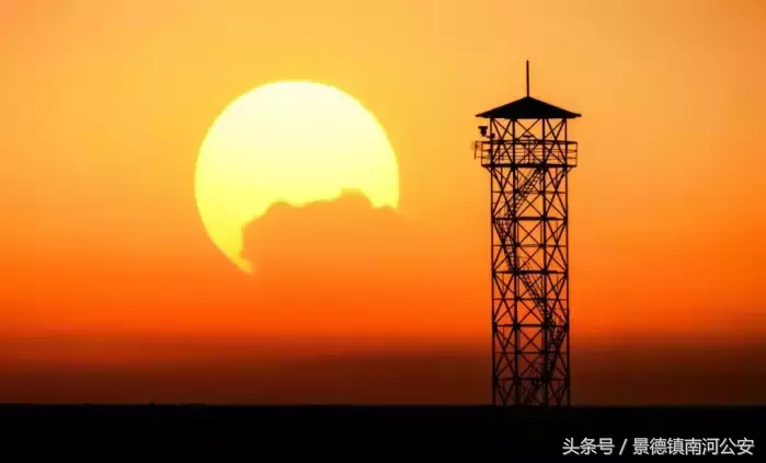 写夕阳落日的诗句（日落美景优美诗句） 第5张