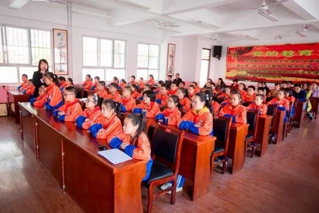 六年级毕业感言简短精辟（小学毕业赠言简短霸气） 第5张