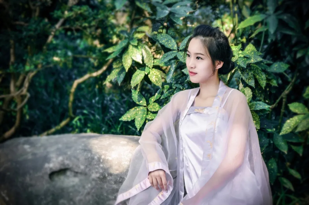 表示思念的诗句有哪些（描写思念的唯美句子） 第15张