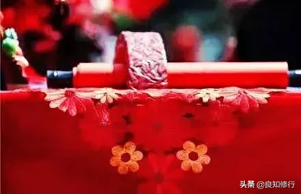 描写辞旧迎新的诗句（表达辞旧迎新的古诗句） 第19张