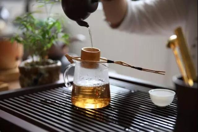 品茶的诗句经典语录（品茶的诗词名句） 第19张