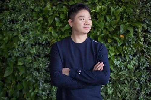 刘强东带着500块和76个鸡蛋上大学，白手起家成亿万富豪 第9张