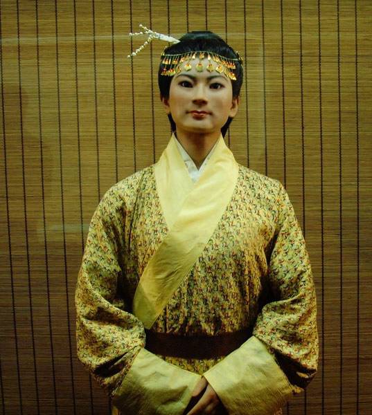 马王堆出土的辛追夫人，照片明明很恐怖，为何专家却说栩栩如生？ 第7张