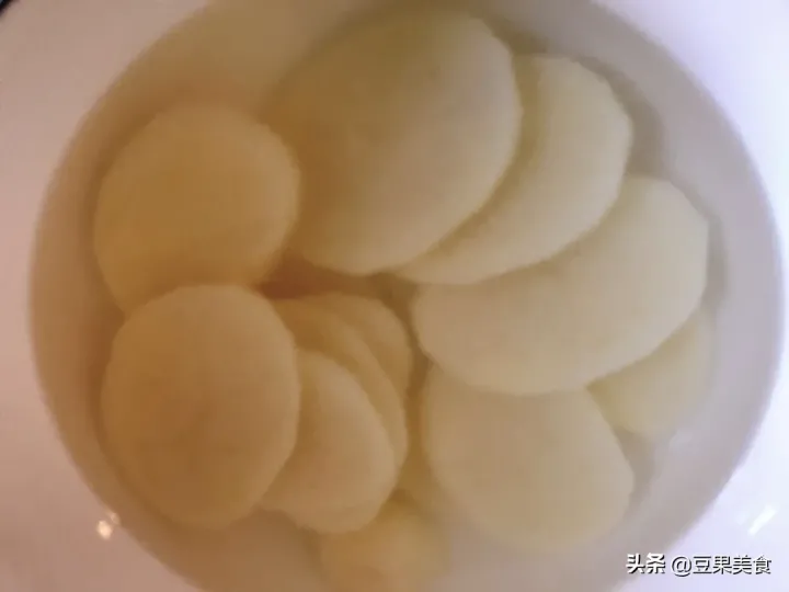 九三鸭脖卤料配方明细（鸭脖要卤多久可以入味） 第27张