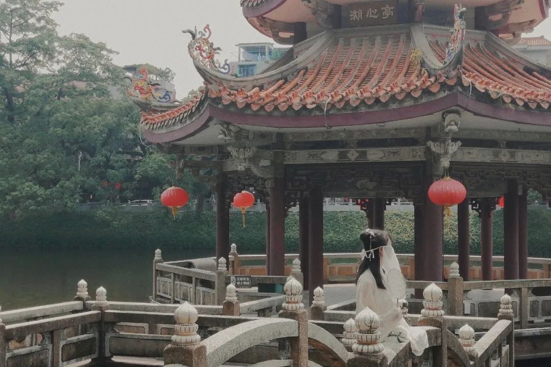 元宵节诗句经典古诗（最有名的元宵节古诗欣赏） 第3张