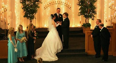 主婚人和证婚人一般找谁（国内传统婚礼证婚人的担任）(图1) 第1张