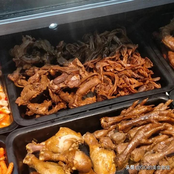 鸭头鸭脖怎么卤最好吃（卤鸭头鸭脖要几种材料） 第3张