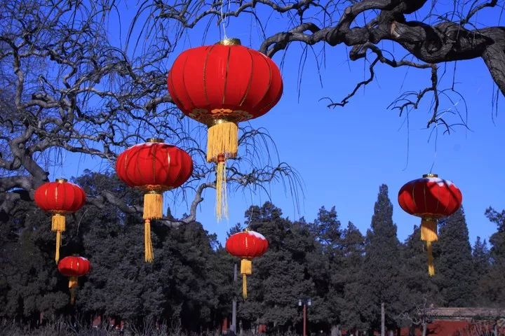 除夕诗句古诗大全（描写除夕的经典诗词） 第11张
