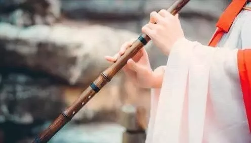 鹊踏枝谁道闲情抛弃久（鹊踏枝冯延巳赏析） 第13张