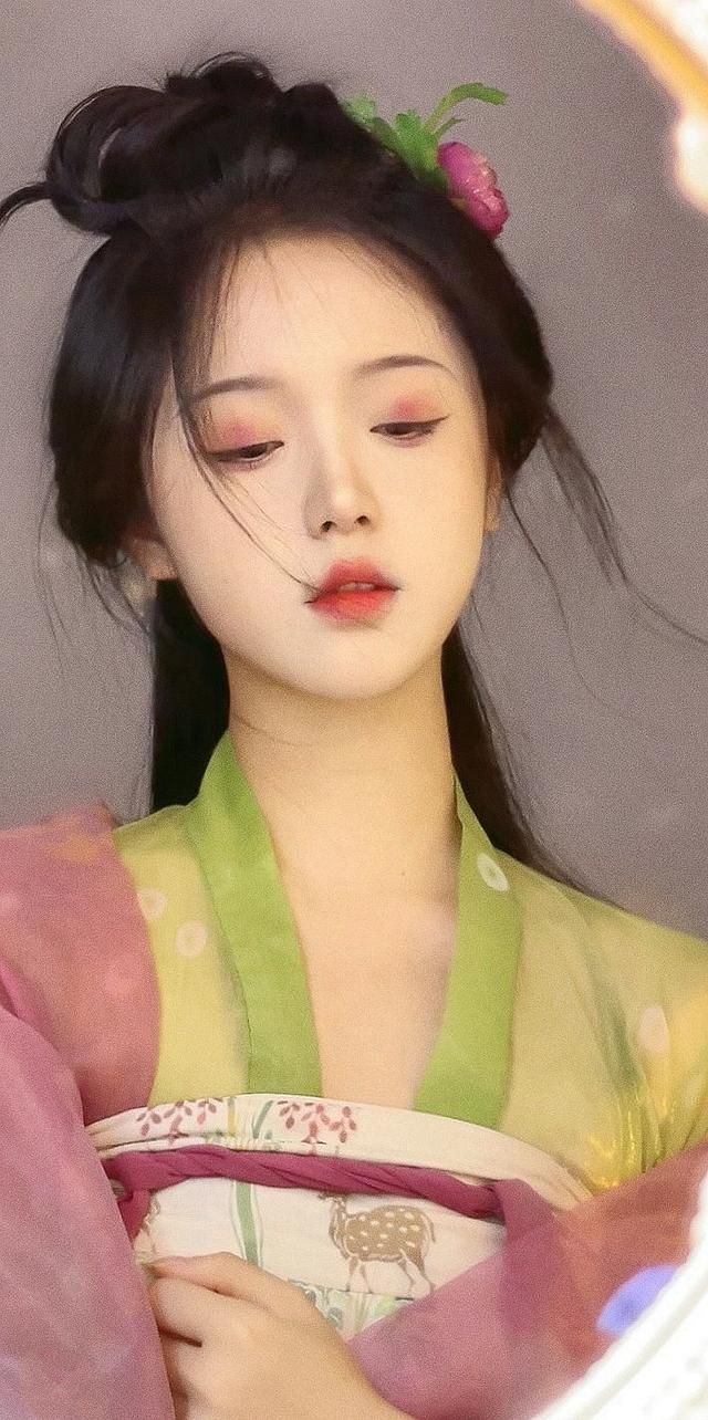 爱情诗句经典语录（有深度表达爱意的句子） 第17张