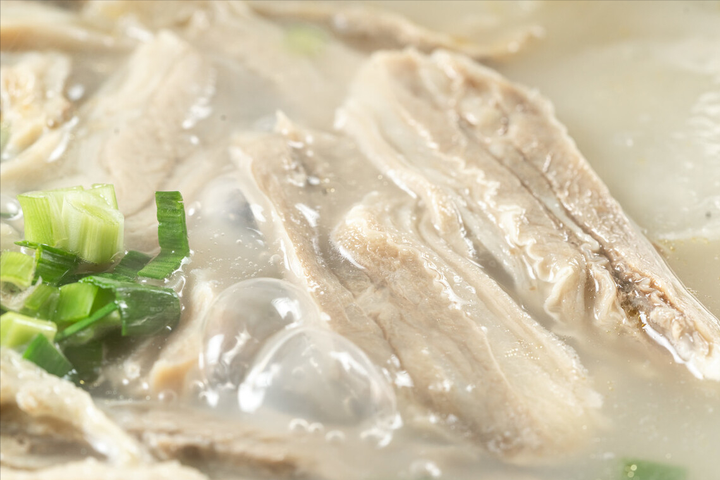 羊肉汤的做法（羊汤怎么熬制才出白汤） 第9张