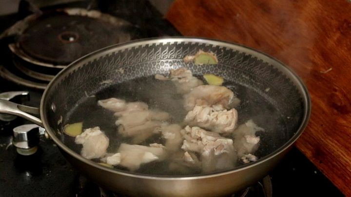 羊肉汤需要什么配料（羊汤的制作方法和配方） 第7张