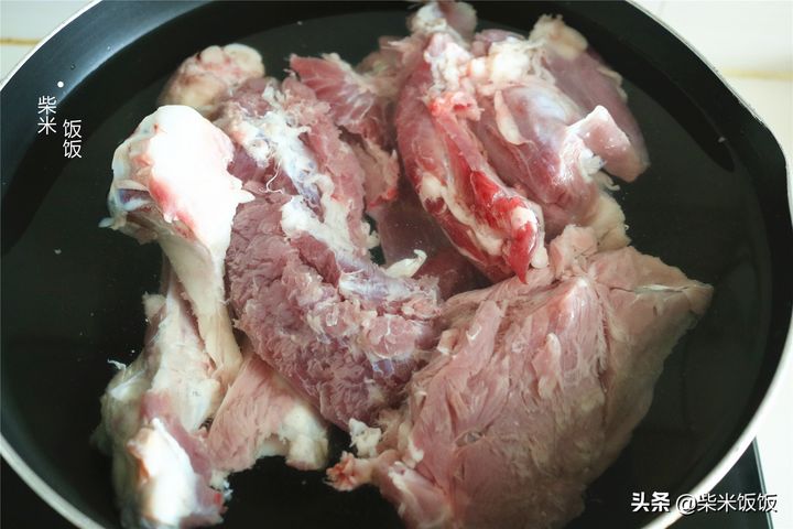 炖羊肉汤的正确方法（正宗羊肉汤配料） 第7张