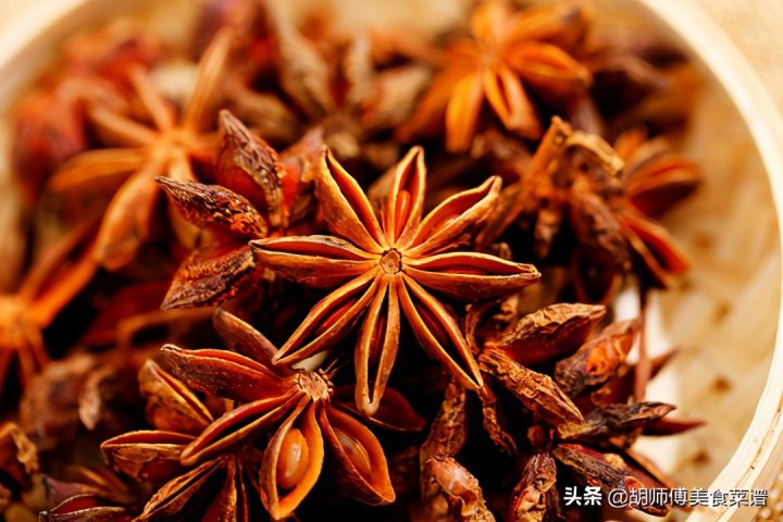 正宗羊汤的做法和配料（熬羊肉汤的正确方法） 第3张