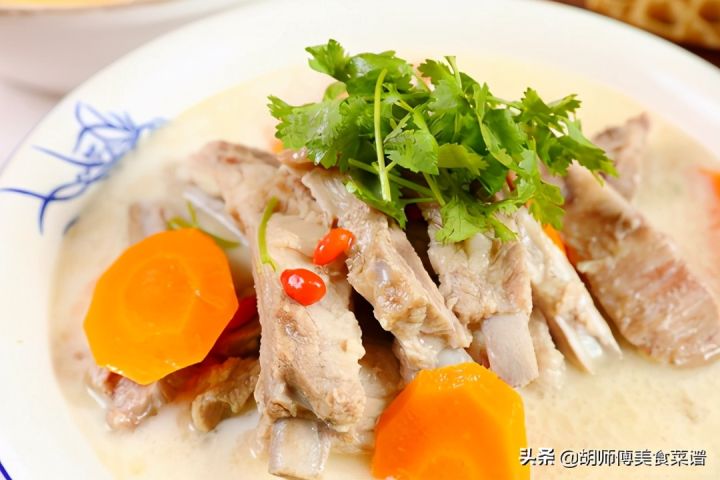 正宗羊汤的做法和配料（熬羊肉汤的正确方法） 第9张