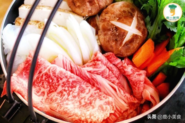 炖羊肉汤的家常做法（正宗羊杂汤的做法和配料） 第1张
