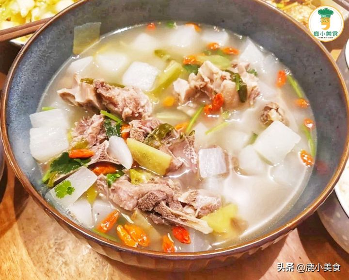 炖羊肉汤的家常做法（正宗羊杂汤的做法和配料） 第19张