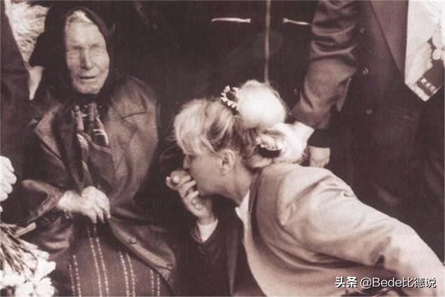 盲眼婆婆巴巴万加：她曾预言的2020和未来，哪些发生了？ 第15张