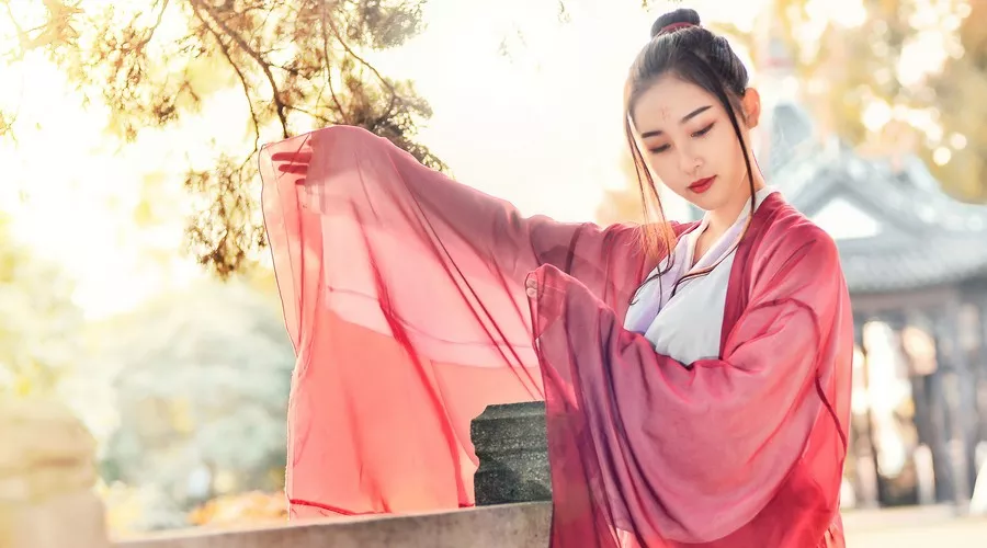 形容相思的诗句古诗（表达爱意的古诗词鉴赏） 第1张