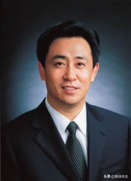 “弄潮儿”许家印的发家简史 第3张