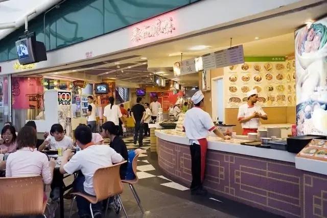 92年小伙玩“空手套白狼”，用顾客的钱，给自己开店，一年开20家 第3张