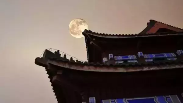 关于明月的诗句有哪些（赞美明月的诗句） 第1张