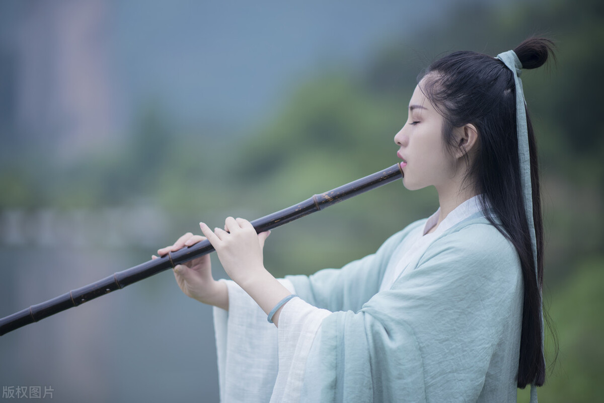 感慨失落伤感的诗词语句（表达自己内心失落的诗句） 第9张