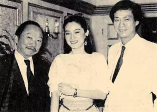 金庸倪匡温瑞安惋惜古龙之死，当年各大新闻报纸怎样报道古龙之死 第11张