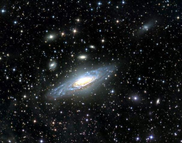   若有人问天上有多少颗星星？不用回答不知道，它是有数的 第13张
