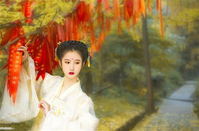 青松的诗句有哪些（描写青松的诗句古诗） 第7张