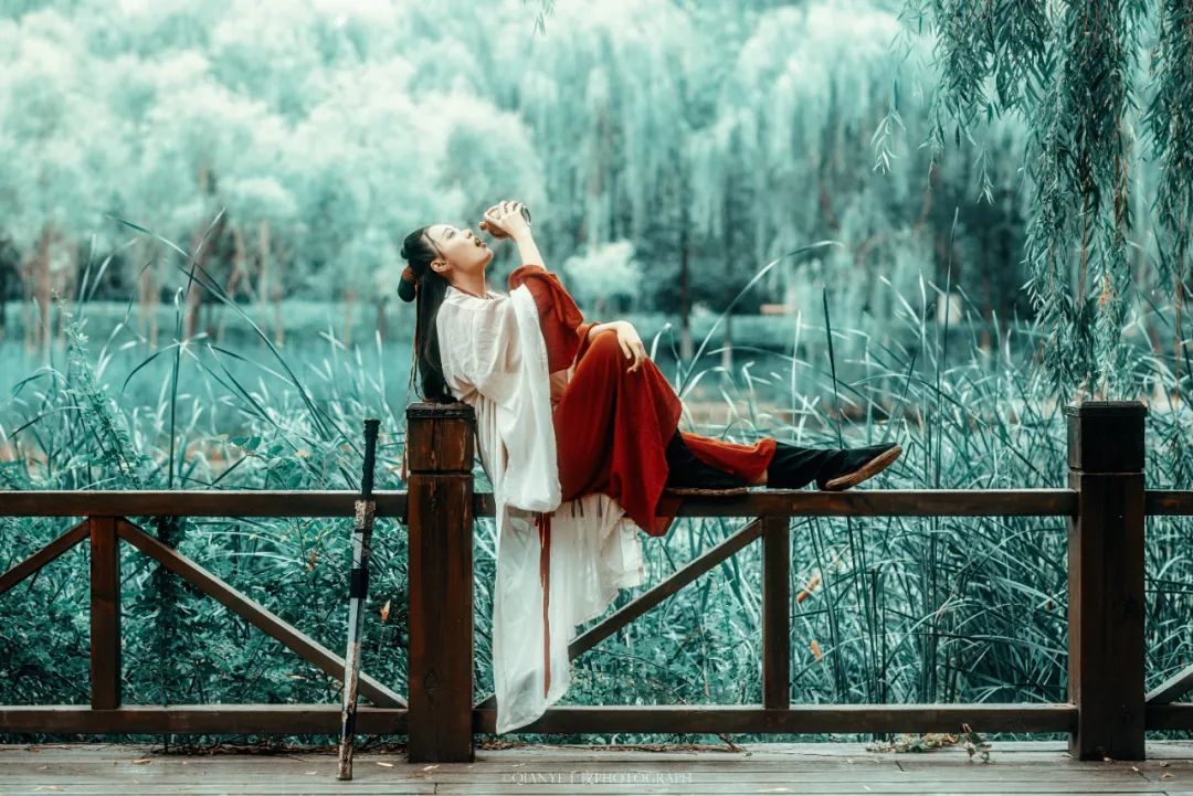 伤心的诗句有关爱情（最伤心的情诗） 第9张