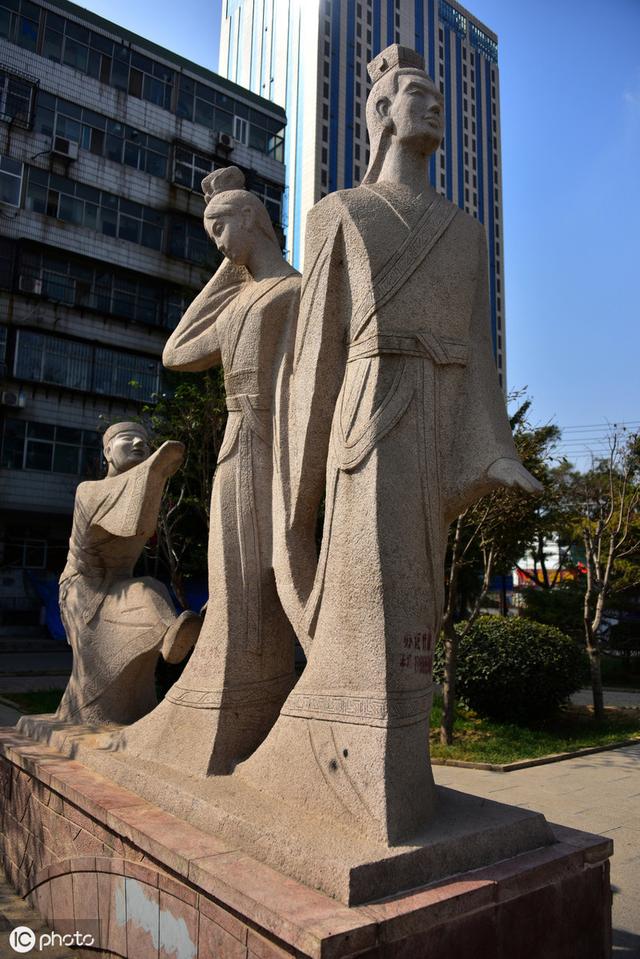 极简剖析“邯郸学步”的意义，一味的模仿为什么不能复制成功？ 第1张