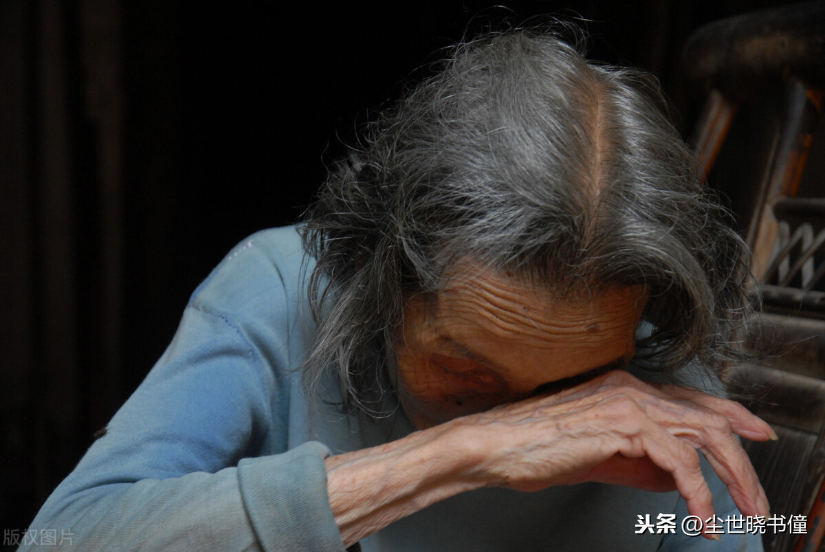 回忆母亲的感慨句子（母亲的句子唯美简短） 第3张