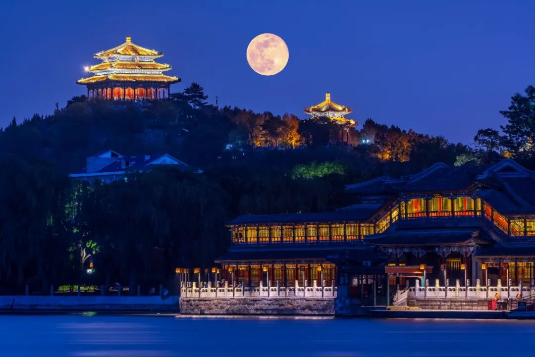 中秋古诗祝福（中秋节美好祝愿的古诗） 第9张