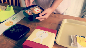 如何让烘焙手作变得高大上？中秋节月饼及礼盒包装教程（视频）的做法 步骤19 第29张