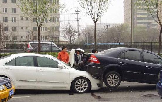 交警提醒：车险只买这4种就行，多买就是给保险公司白白送钱 第9张