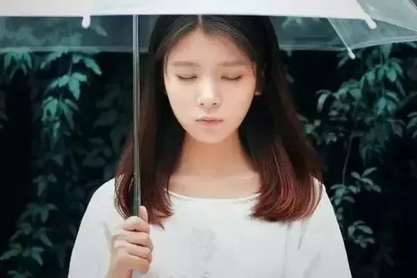 无奈的说说心情短语（表达心累又无奈的诗句） 第7张
