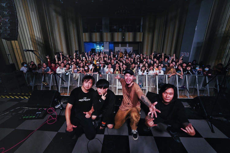 乐队一般怎么分钱（乐队巡演能挣多少钱） 第21张