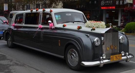 怎么做婚车赚钱（啥车适合做婚庆挣钱） 第13张