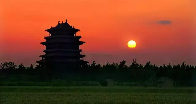 描写夕阳晚霞诗句（夕阳余晖的唯美诗句） 第9张