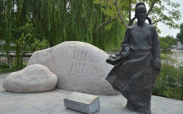 被誉为“诗圣”的杜甫，其诗为何能在中国诗坛上产生重要的影响？ 第1张