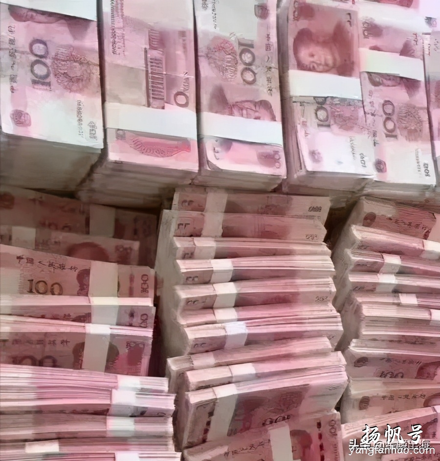 把100万存入余额宝，每天什么都不做，利息够维持家庭开支吗？ 第5张