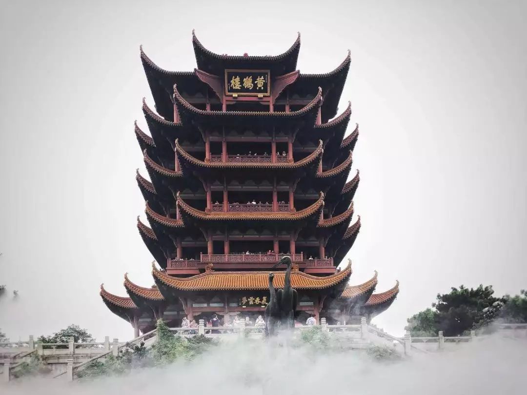 黄鹤楼诗句最出名的（黄鹤楼最著名的三首诗） 第7张